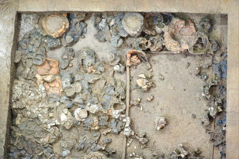 中國考古學家揭開新石器時代巨大墓葬的神秘面紗