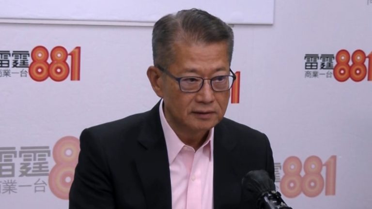 財爺預告財赤千億元　學者指難大加稅解決　籲鼓勵金融交易增收入
