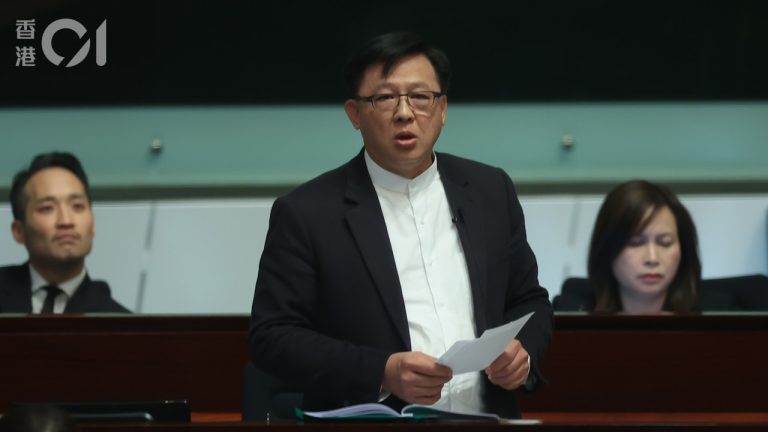 議員建議港台與新聞處合併　丘應樺：功能不同、合併效果存疑