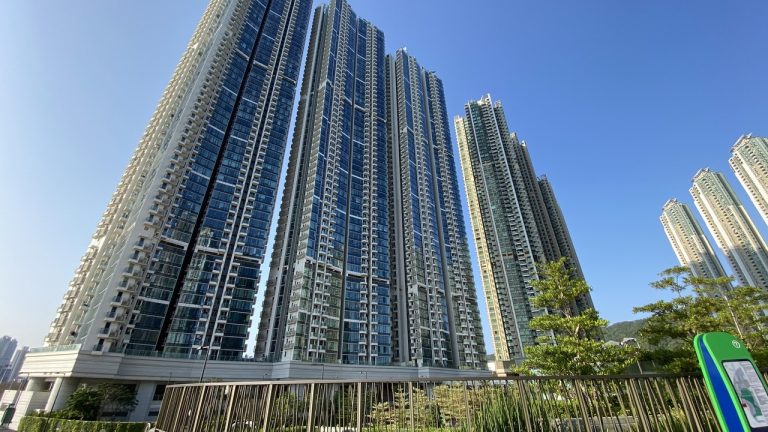 康城海景3房蝕售：四年蒸發四分之一，樓市警號？